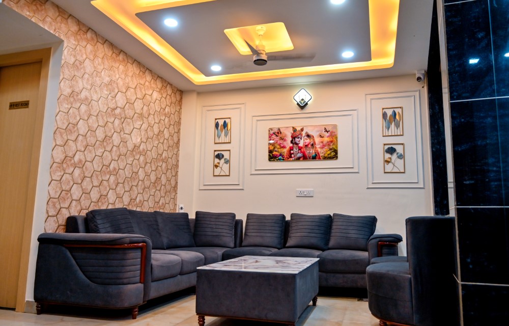 Hotel Divine Elegance