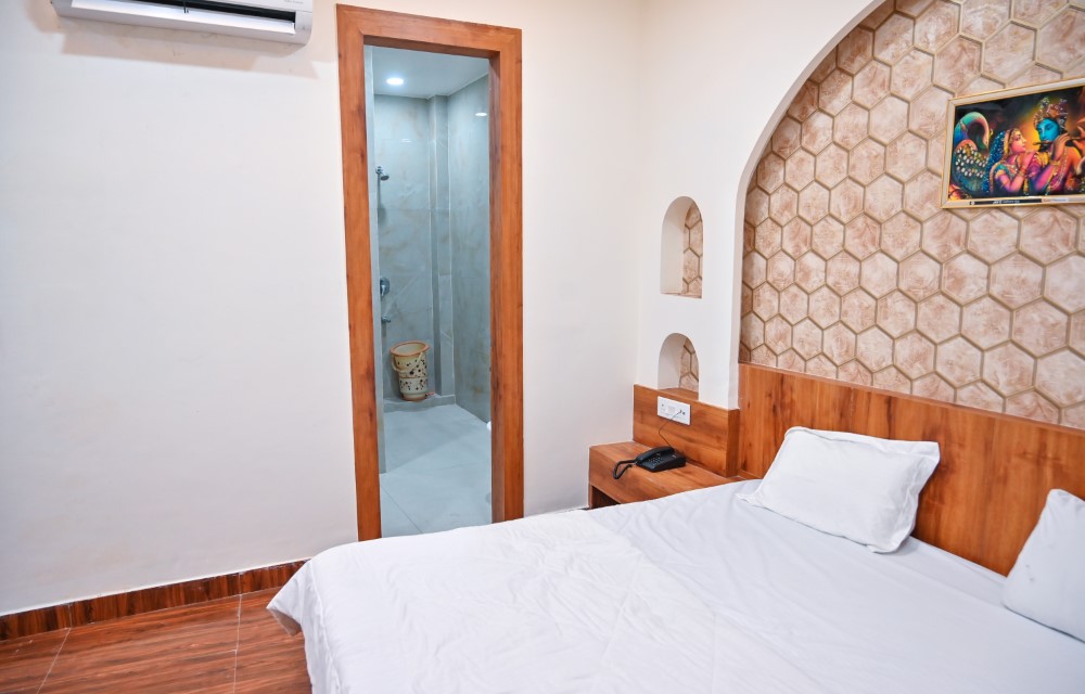 Hotel Divine Elegance