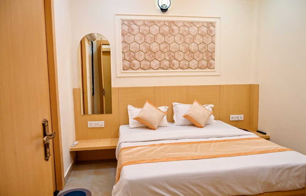 Hotel Divine Elegance